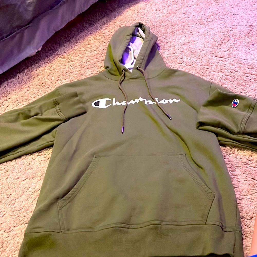 Champion hoodie